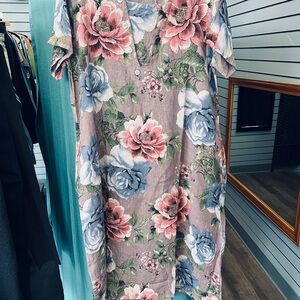 NWT Floral Button-Down Dress